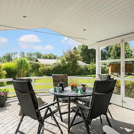 30378-odder-rude-hedevej-22 Semesterbostad *